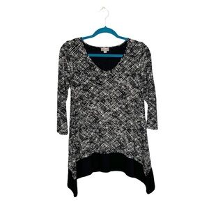 J Jill Wearever Collection Abstract Print Asymmetrical Shark Bite Blouse